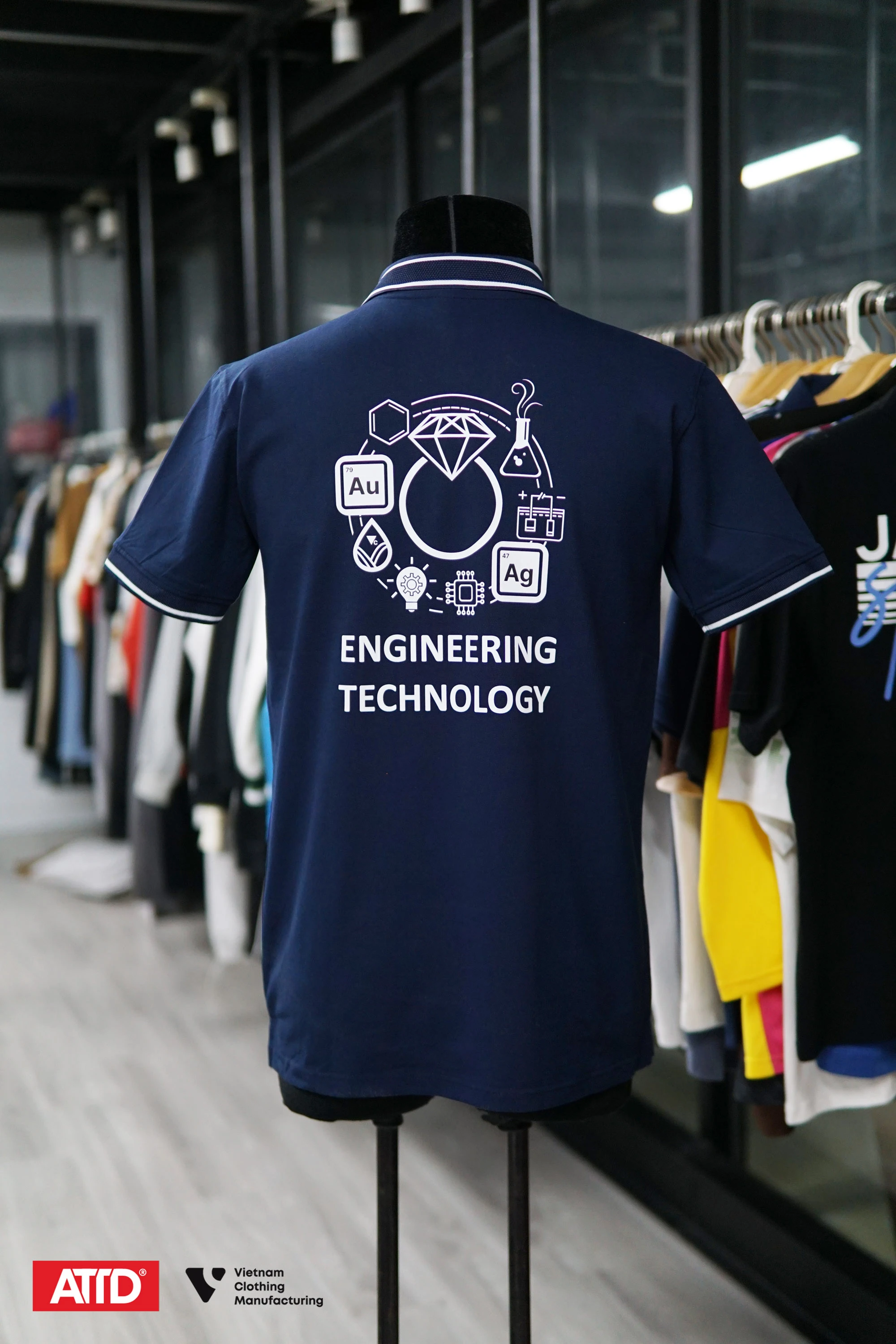 In áo theo yêu cầu cho công ty startup