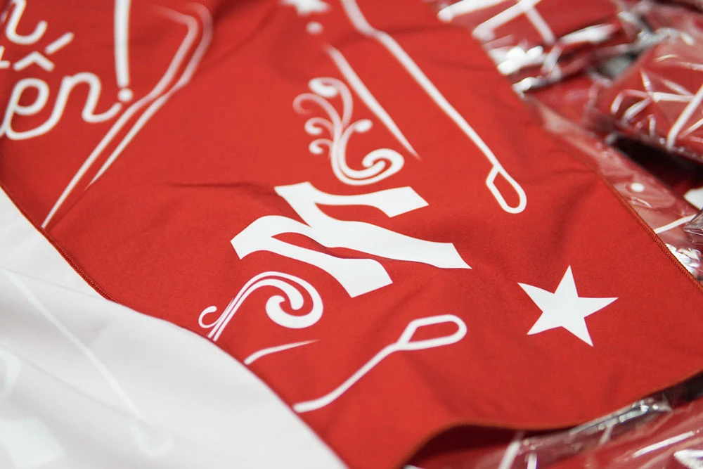 chat-lieu-lua-100d-in-khan-bandana-theo-yeu-cau-1