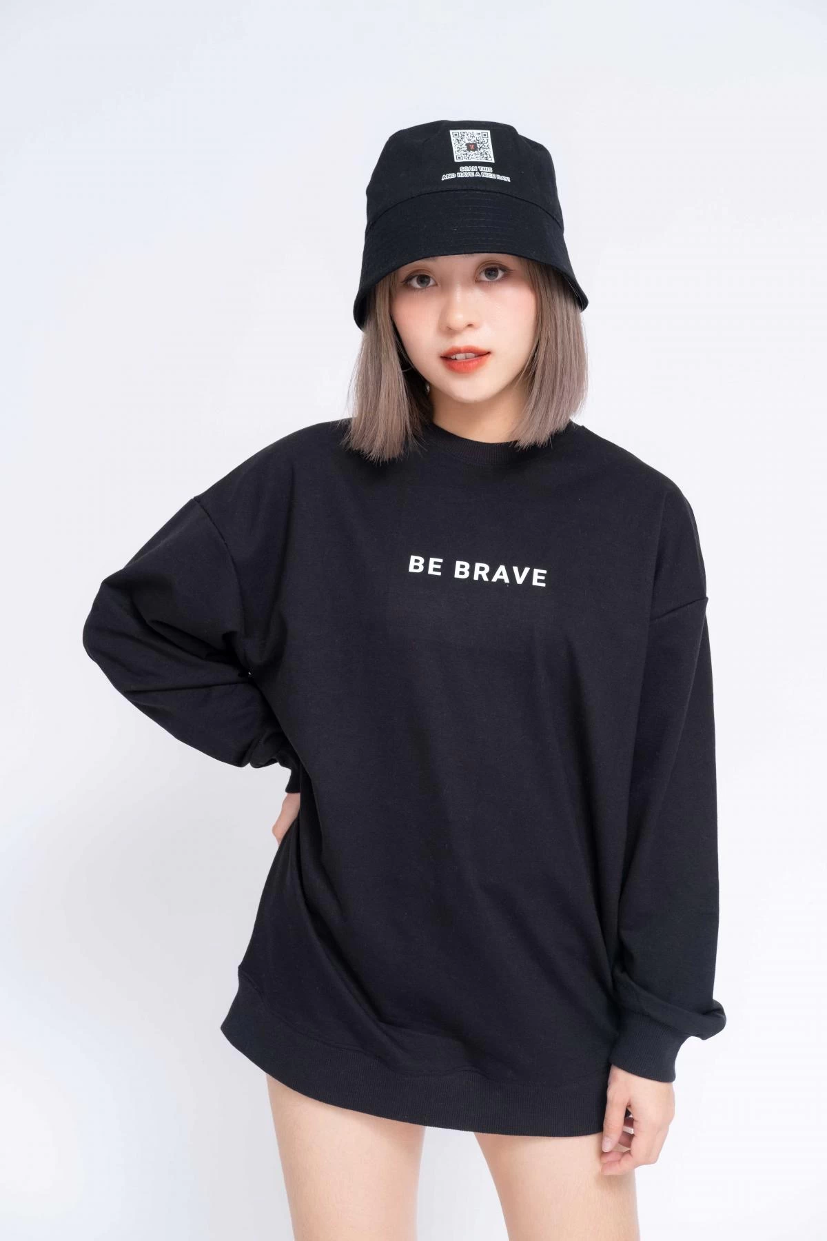 In áo sweater cặp theo yêu cầu