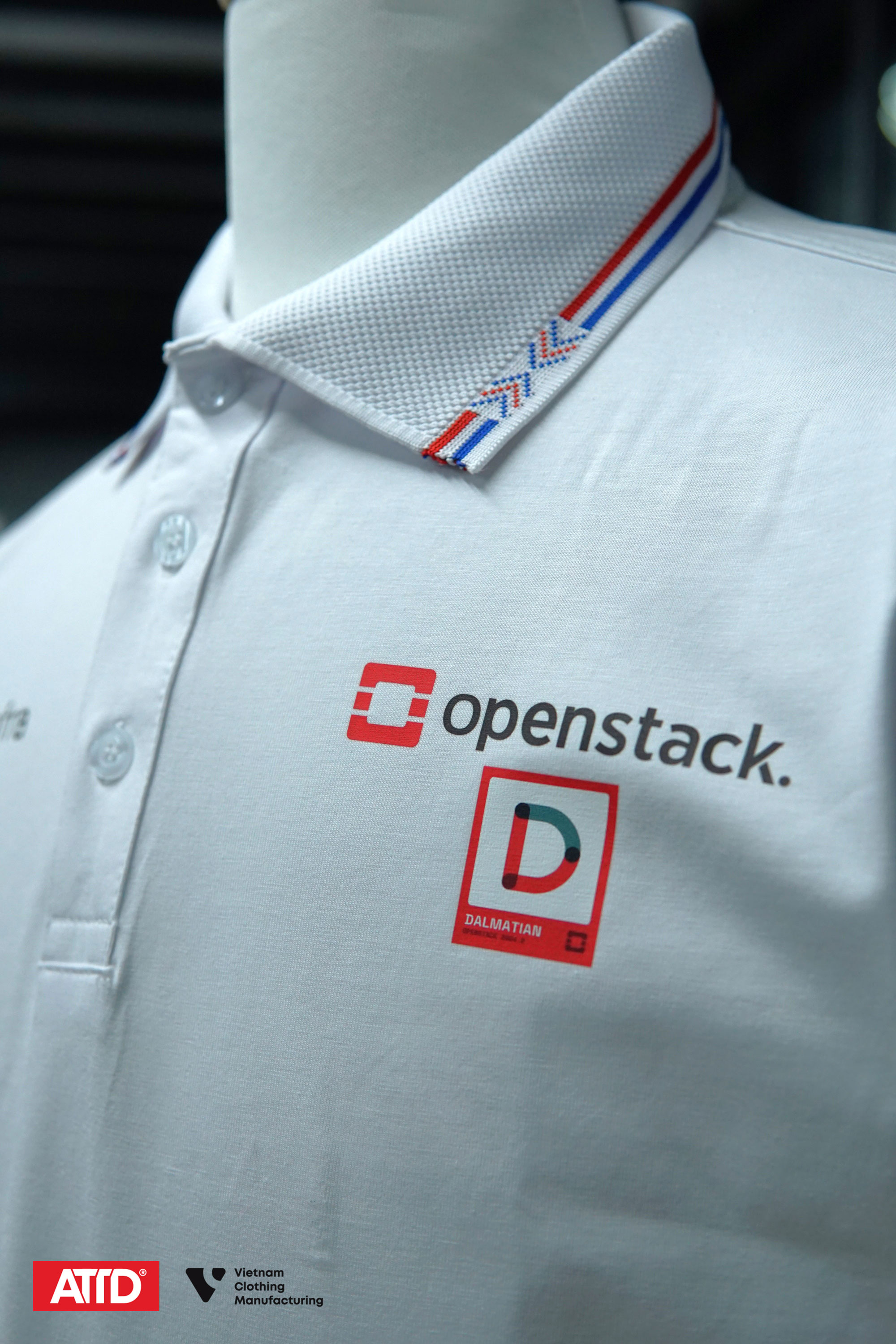 polo-dong-phuc-cong-ty-openinfra-foundation-2