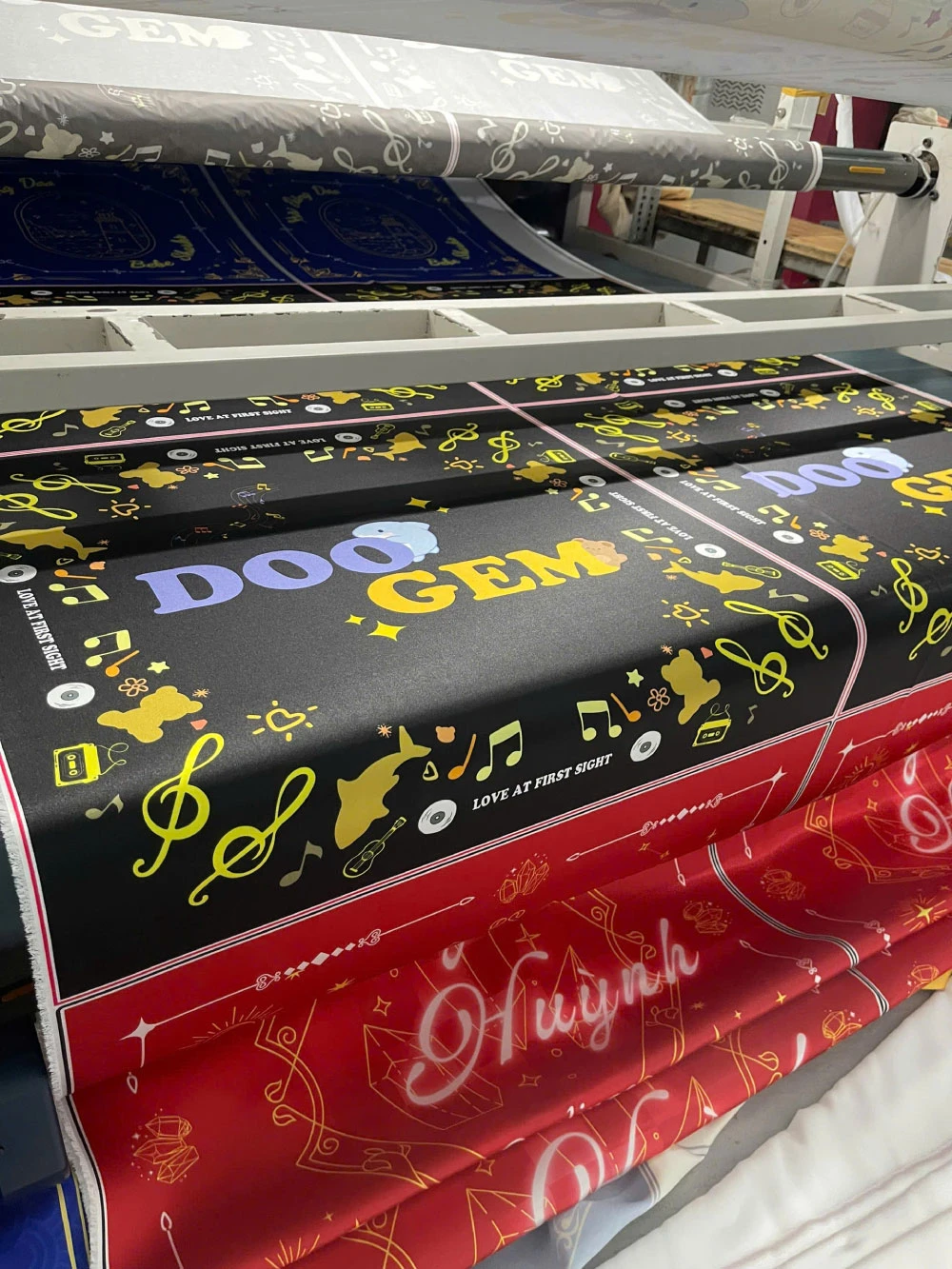 quy-trinh-san-xuat-in-khan-bandana